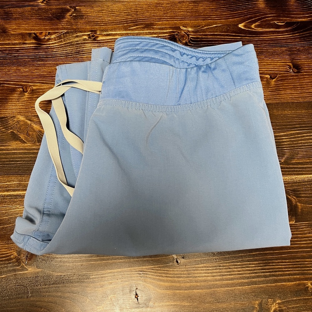 Figs Livingston Basic Scrub Pants